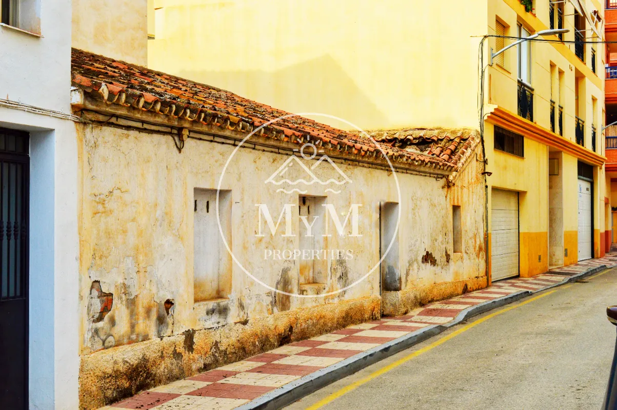 Plot for sale in Torrox