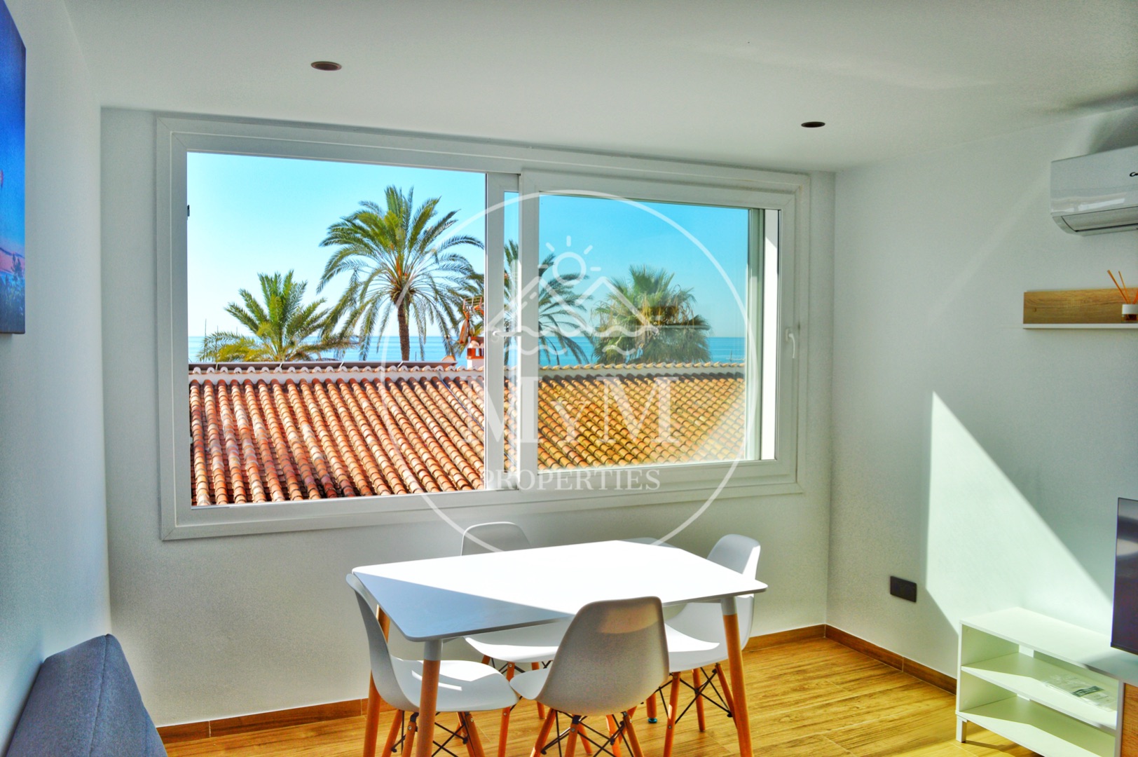Apartment for rent in Torrox Costa